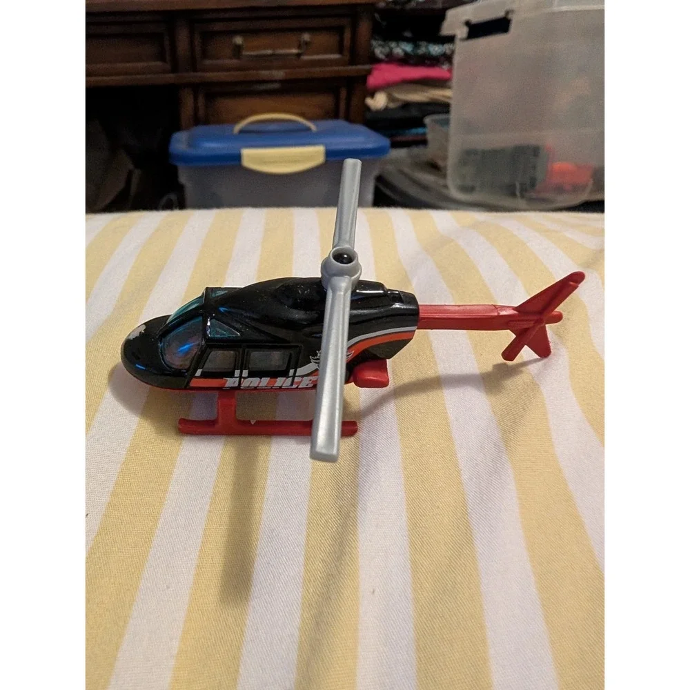 Hot Wheels Propper Chopper #68 HWPD Police Helicopter 2015 Mattel 1:64 Scale